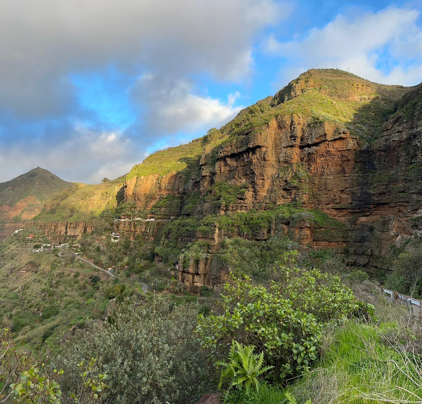 View over El Hornillo